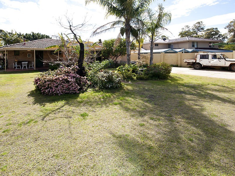 3 Shirley Avenue, Mount Pleasant WA 6153