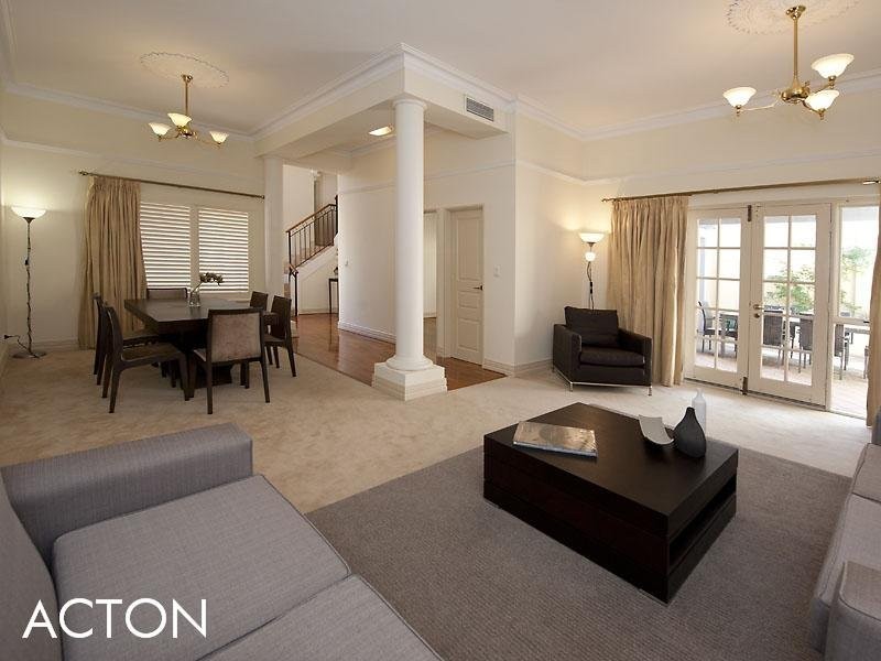 3/9 Tweeddale Road, Applecross WA 6153