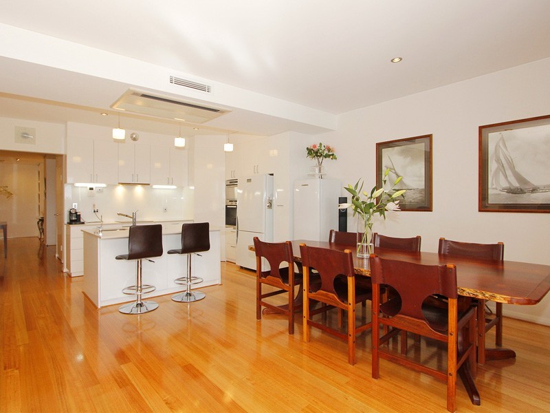 1/13 Tweeddale Road, Applecross WA 6153