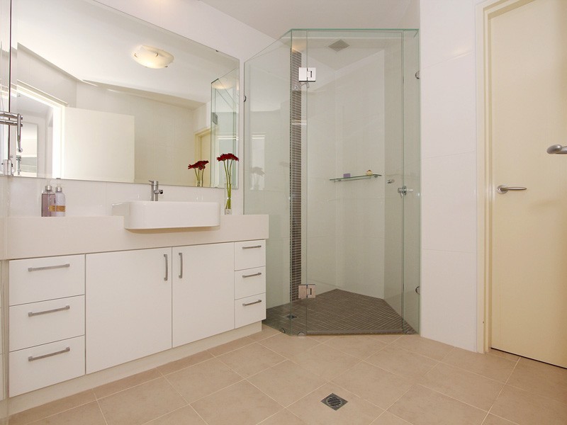 1/13 Tweeddale Road, Applecross WA 6153