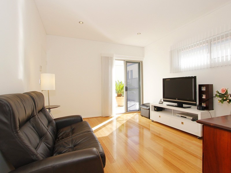 1/13 Tweeddale Road, Applecross WA 6153