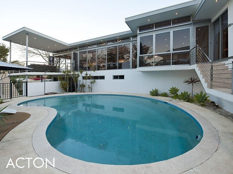 35 Cawston Road, Attadale WA 6156