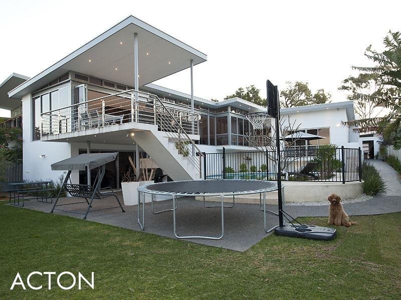 35 Cawston Road, Attadale WA 6156