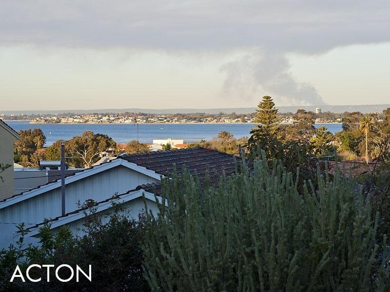 35 Cawston Road, Attadale WA 6156