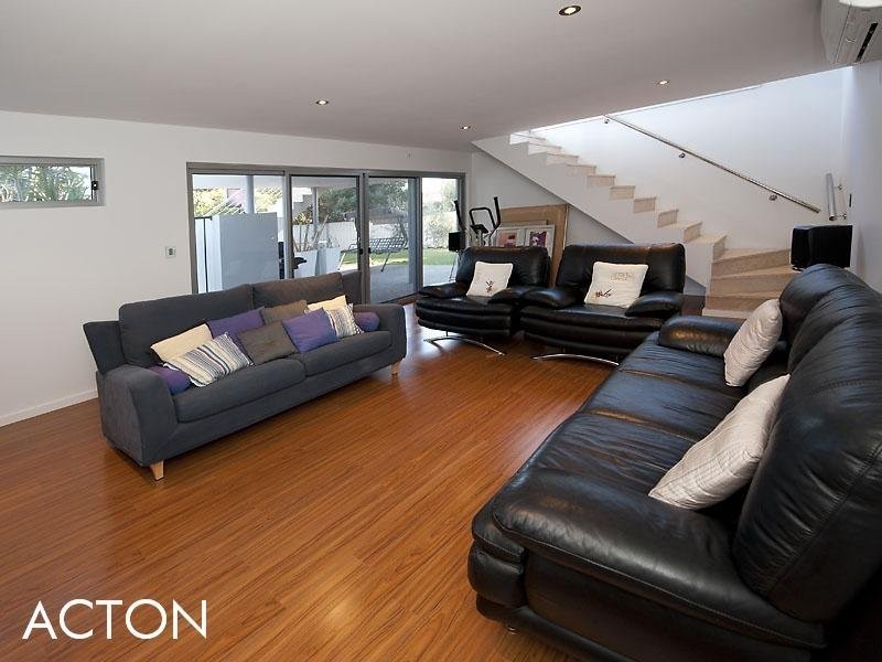 35 Cawston Road, Attadale WA 6156