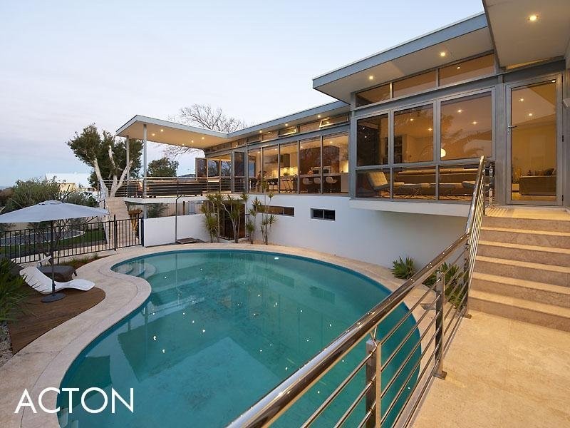 35 Cawston Road, Attadale WA 6156