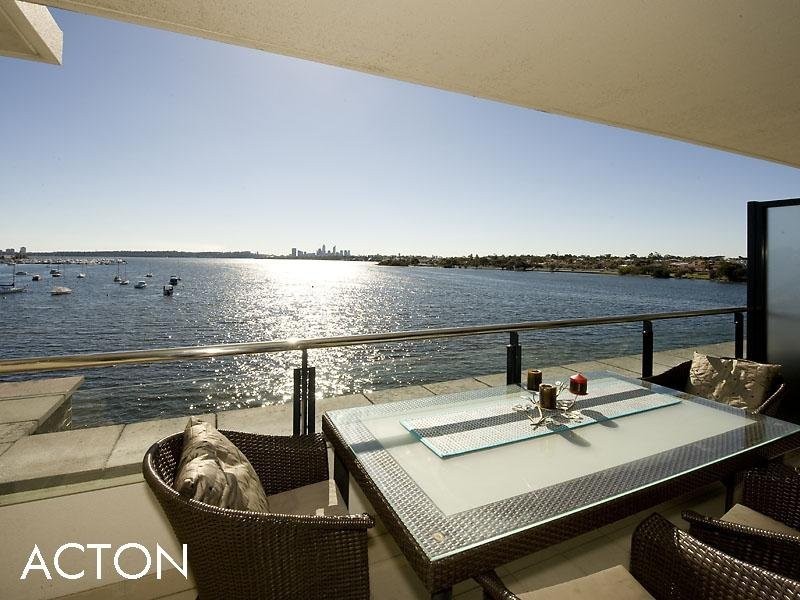 N404/71 Canning Beach Road, Applecross WA 6153