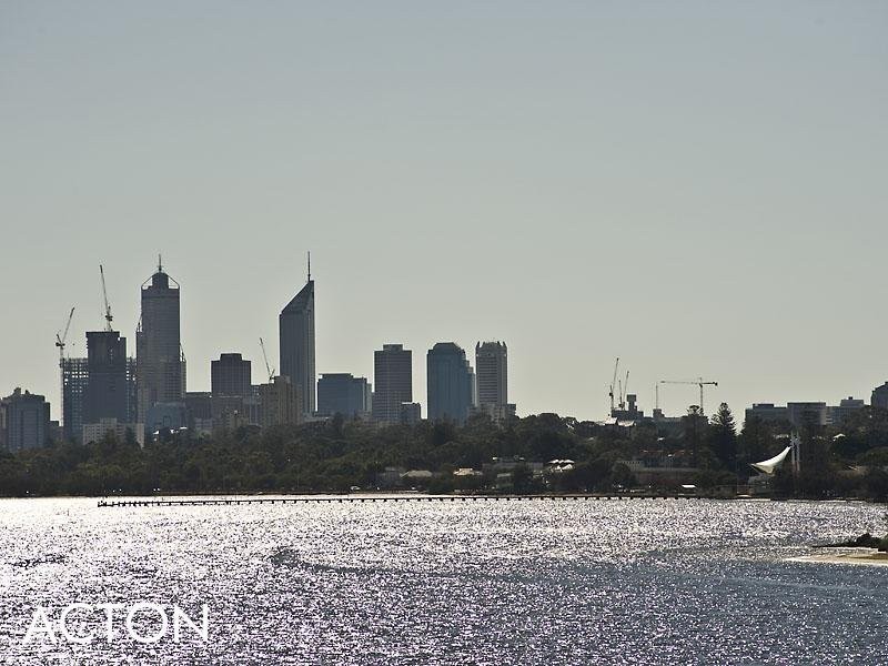 N404/71 Canning Beach Road, Applecross WA 6153