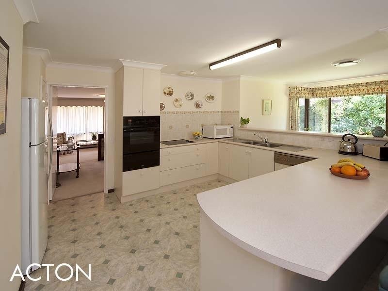 42A Tain Street, Applecross WA 6153