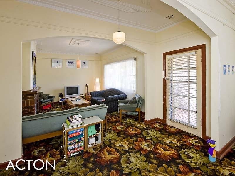 28 Latham Street, Alfred Cove WA 6154