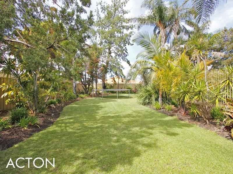25 Vancouver Drive, Canning Vale WA 6155