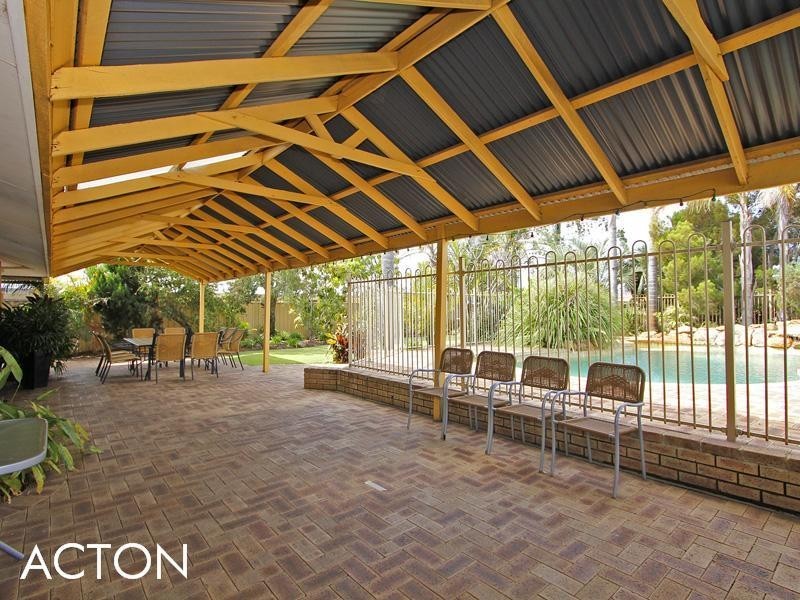 25 Vancouver Drive, Canning Vale WA 6155
