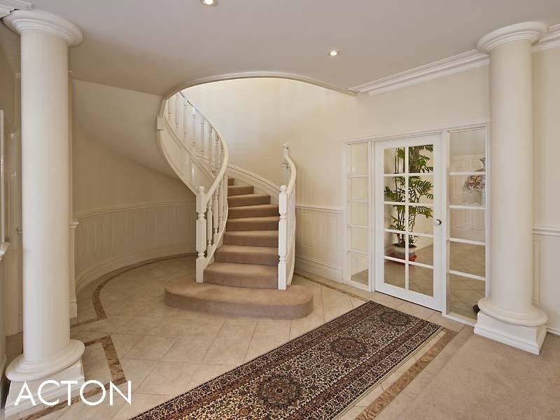 9 Forbes Road, Applecross WA 6153