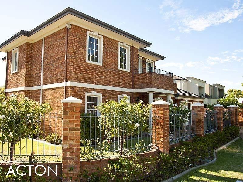 9 Forbes Road, Applecross WA 6153