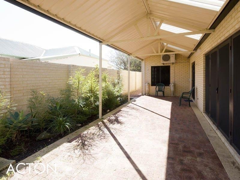11 Jane Road, Applecross WA 6153