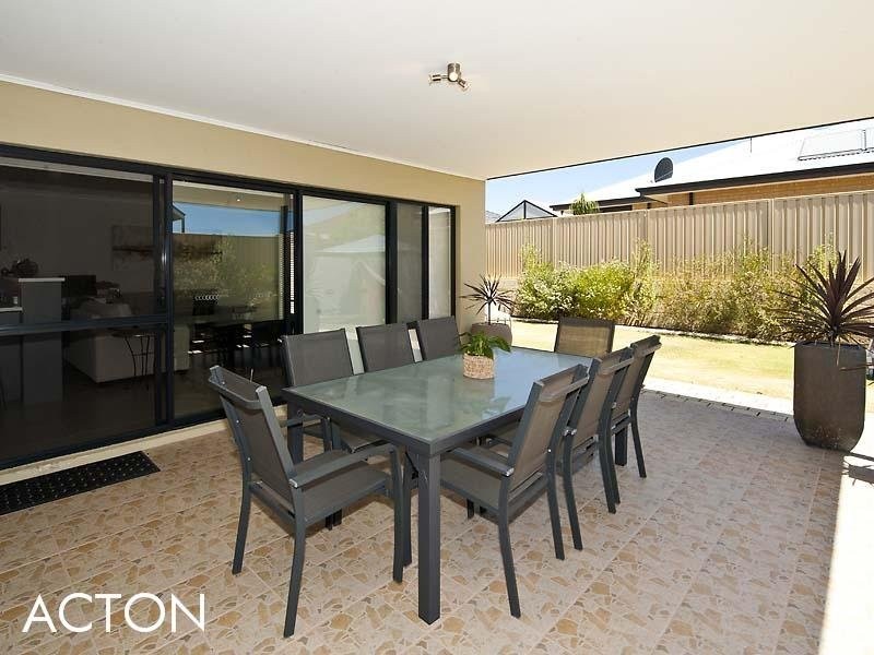 15 Catspaw Avenue, Beeliar WA 6164