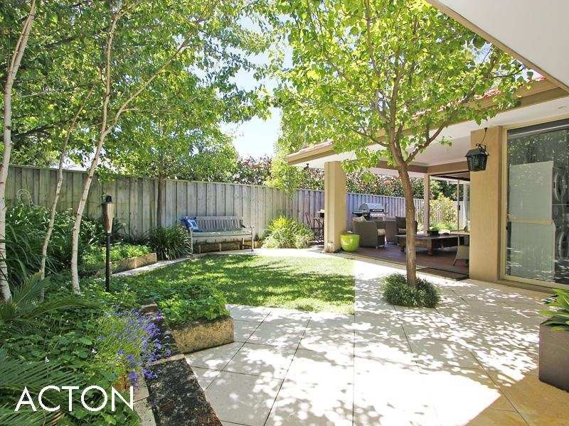 46 Dunvegan Road, Applecross WA 6153