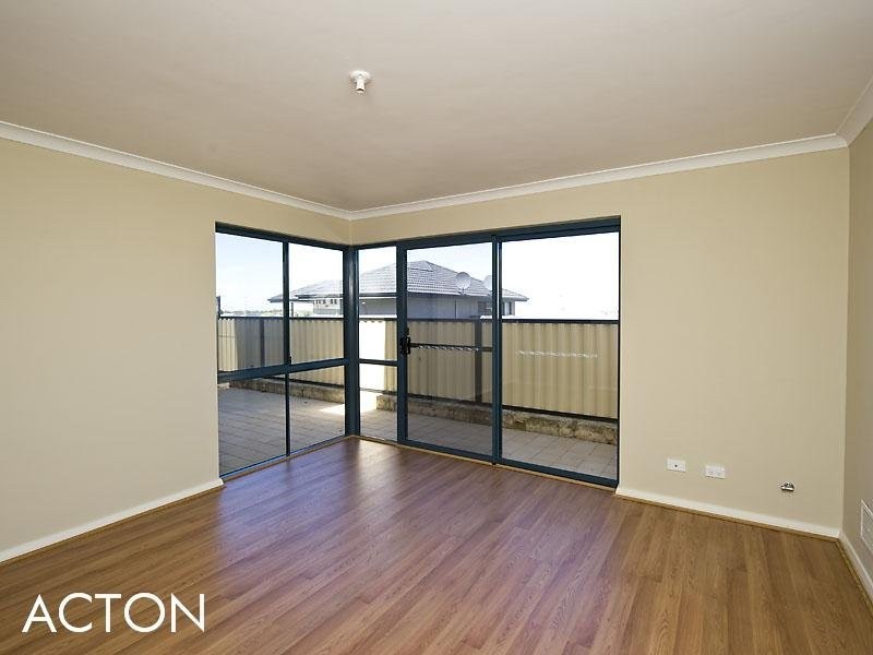 32 Bayview Terrace, Yangebup WA 6164