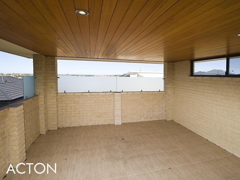 32 Bayview Terrace, Yangebup WA 6164