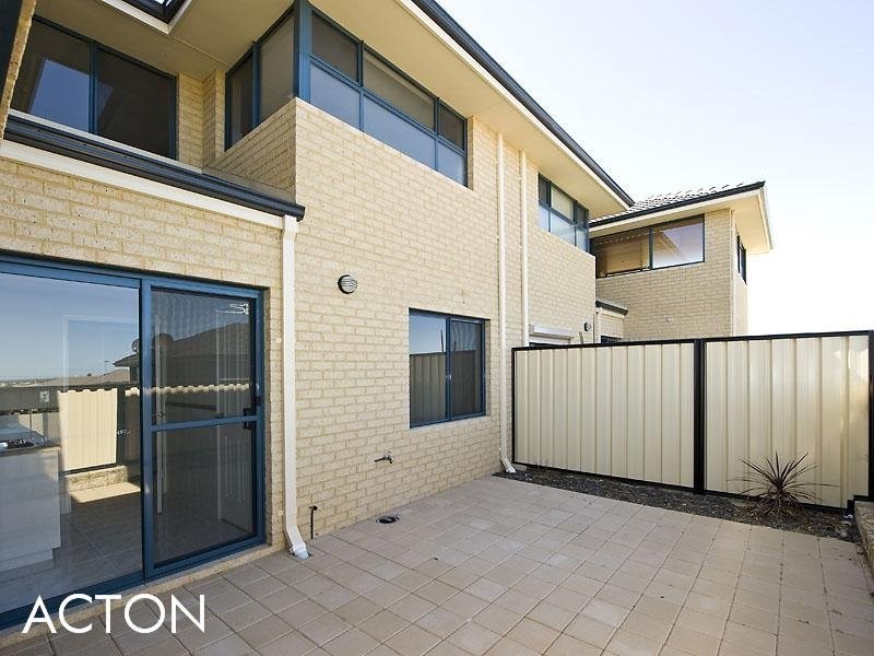 32 Bayview Terrace, Yangebup WA 6164