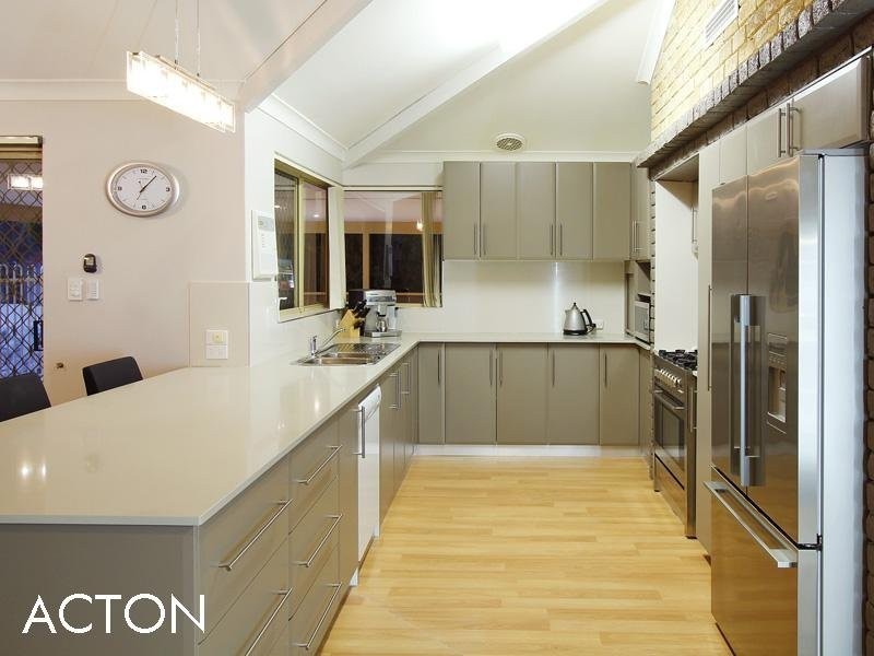 570 Marmion Street, Booragoon WA 6154