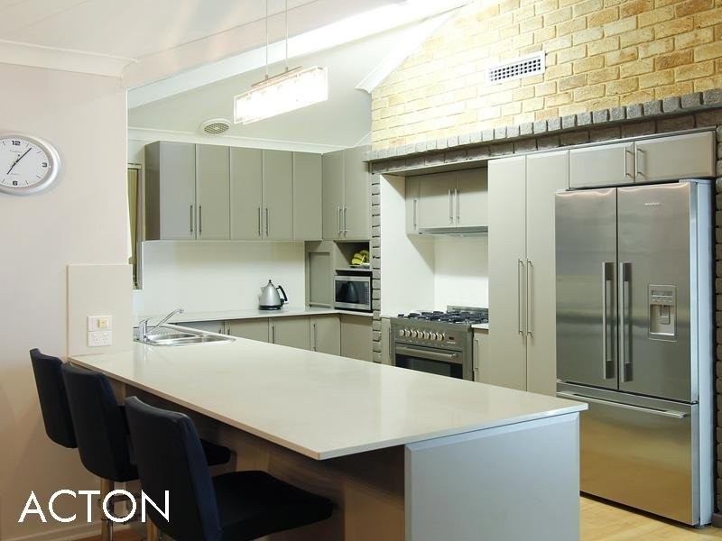 570 Marmion Street, Booragoon WA 6154