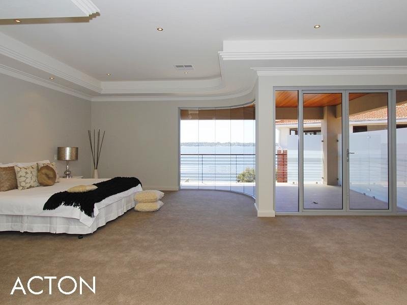 52 Duncraig Road, Applecross WA 6153