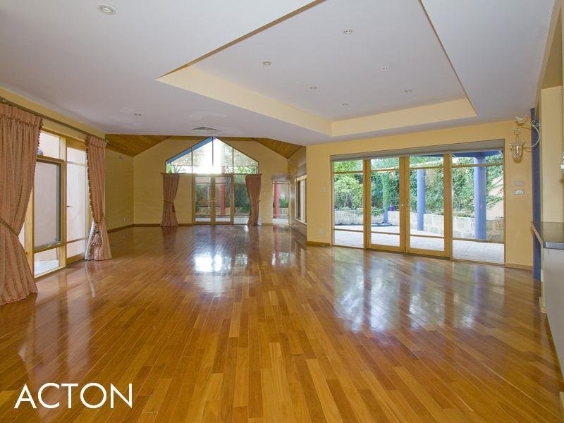 19A Troy Street, Applecross WA 6153