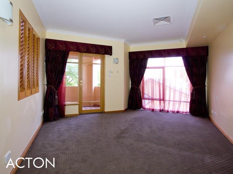 19A Troy Street, Applecross WA 6153