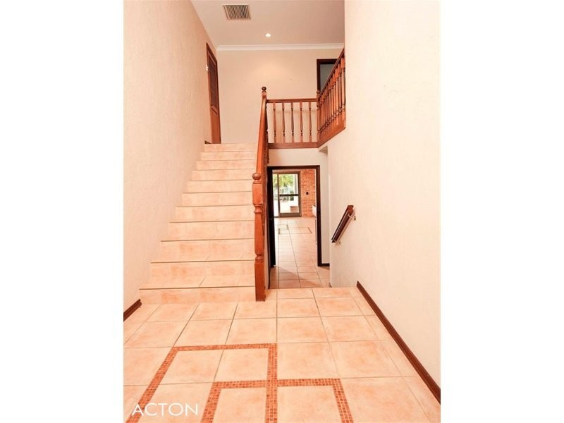 18 Maquire Way, Bull Creek WA 6149