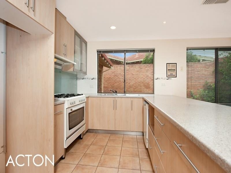 18 Maquire Way, Bull Creek WA 6149