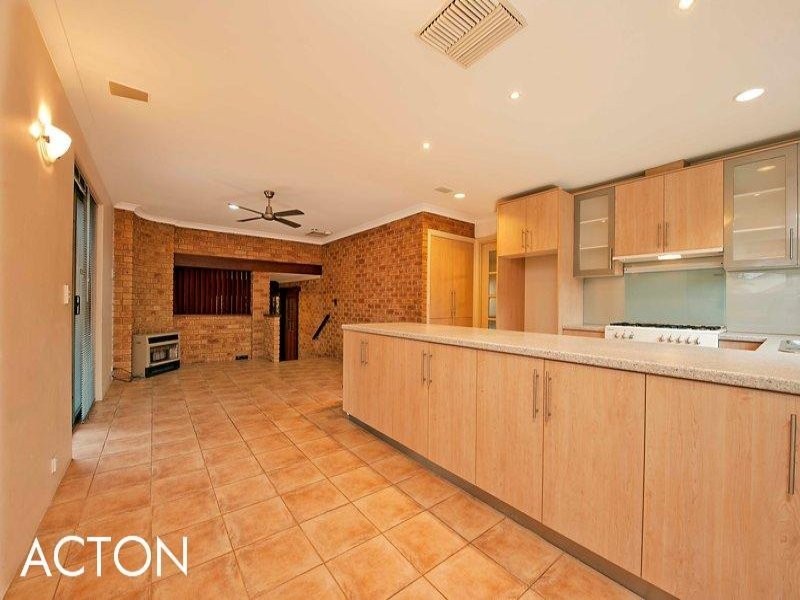 18 Maquire Way, Bull Creek WA 6149