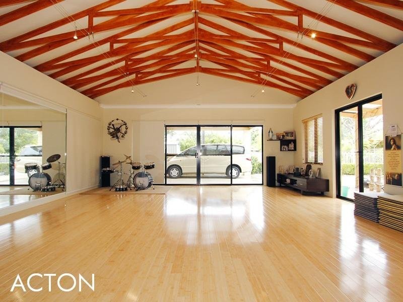 22 Tain Street, Applecross WA 6153