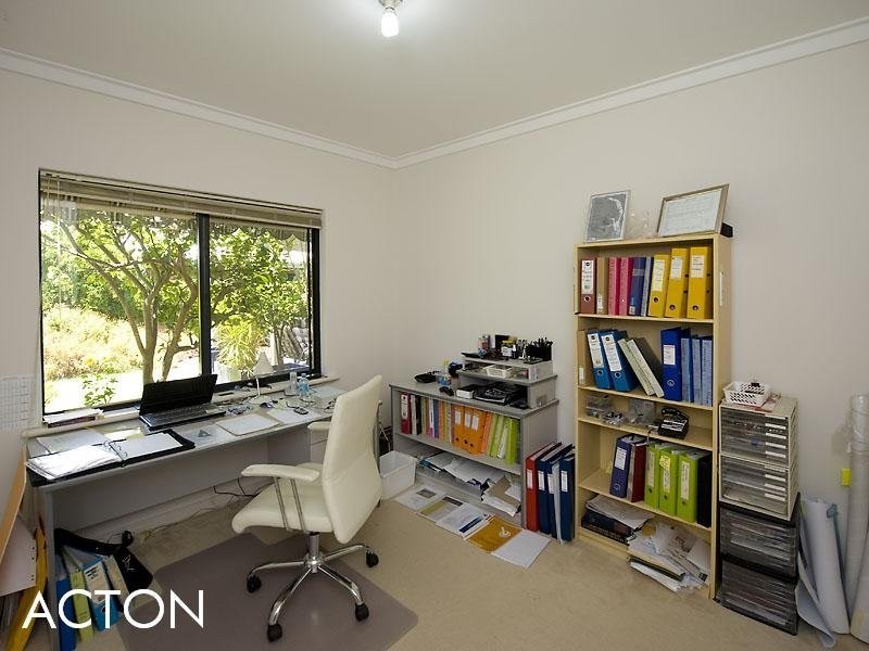 6A Third Avenue, Applecross WA 6153