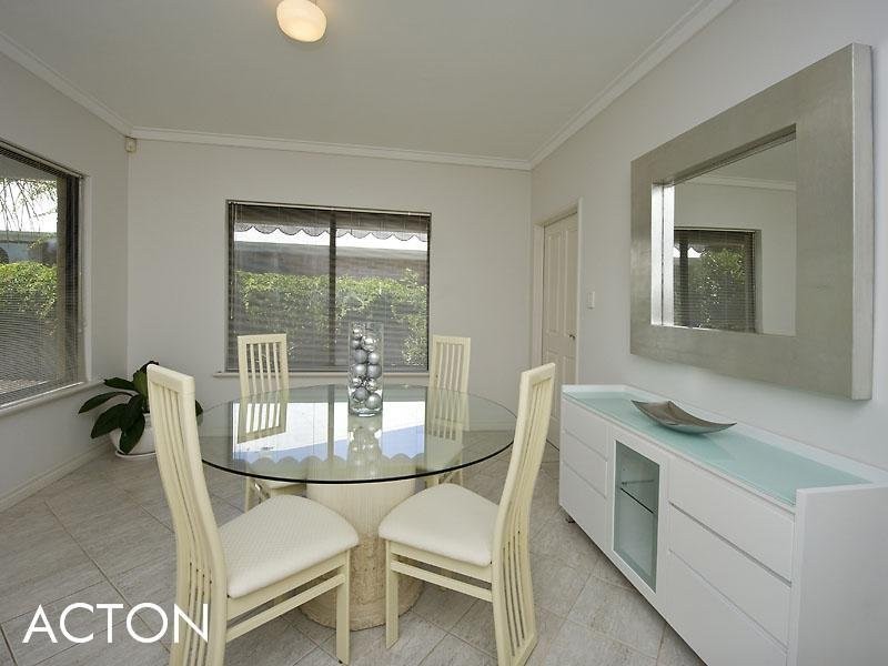 6A Third Avenue, Applecross WA 6153