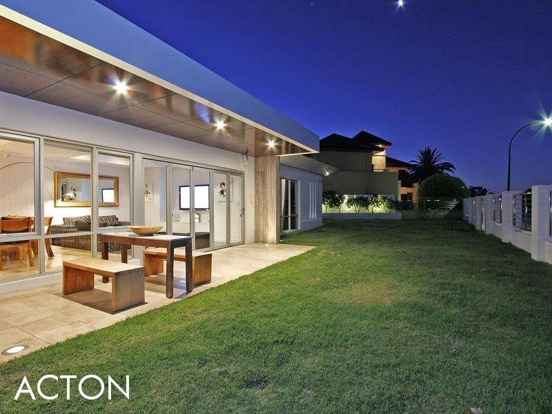 53A Canning Beach Road, Applecross WA 6153