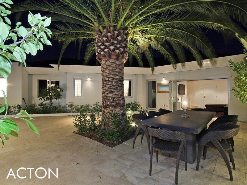 53A Canning Beach Road, Applecross WA 6153