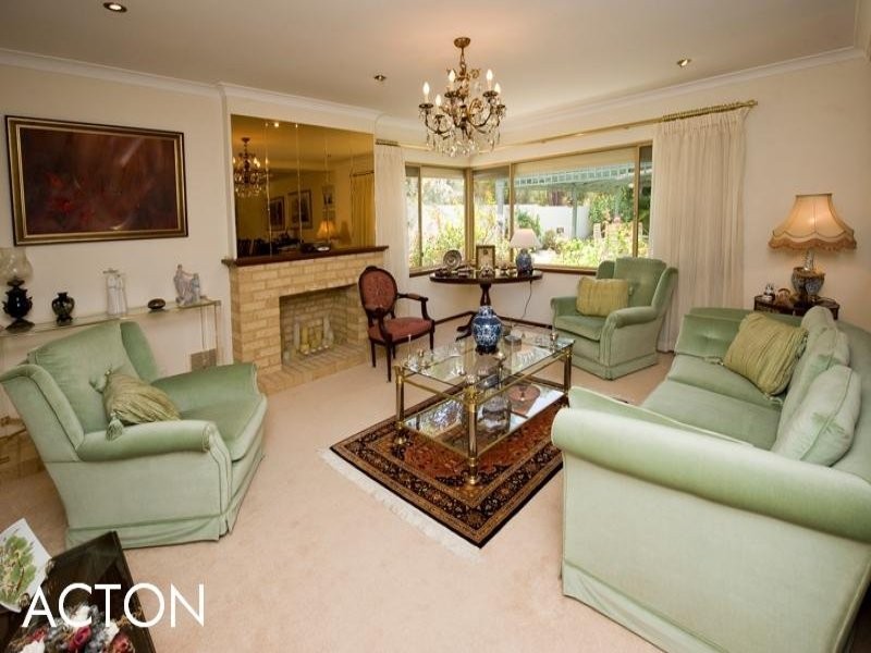 42A Allerton Way, Booragoon WA 6154