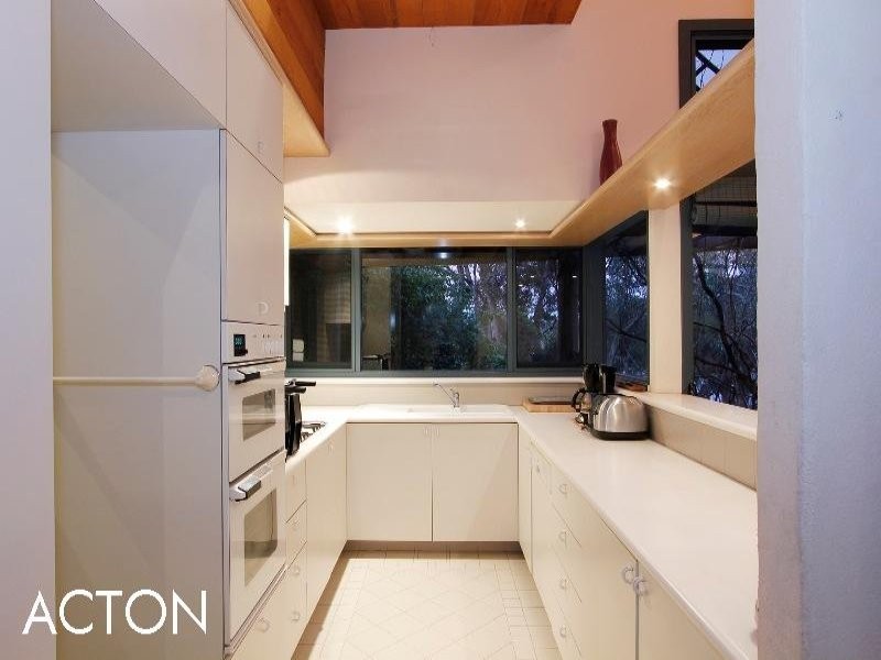 5 Pulo Road, Brentwood WA 6153