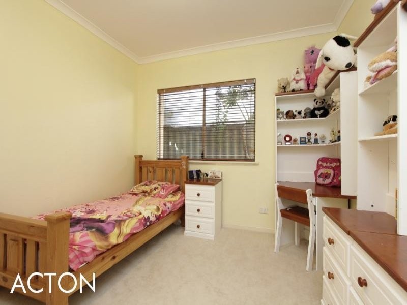 5 Prunella Crescent, Canning Vale WA 6155