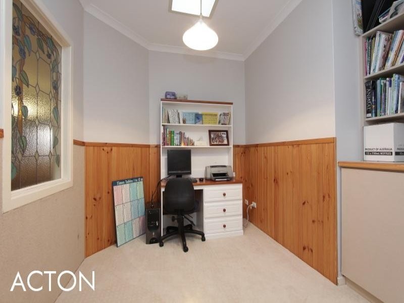 5 Prunella Crescent, Canning Vale WA 6155