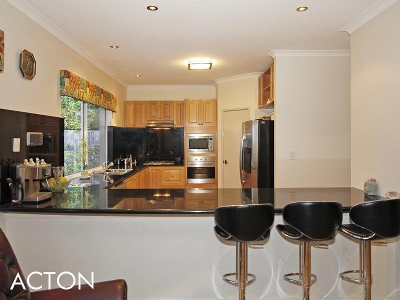 3/76 Matheson Road, Applecross WA 6153