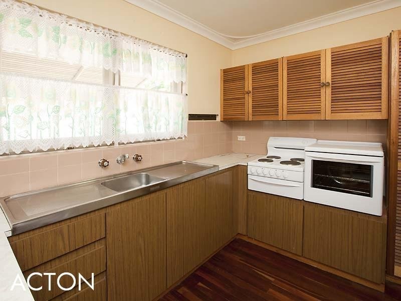 104A Harris Street, Bicton WA 6157