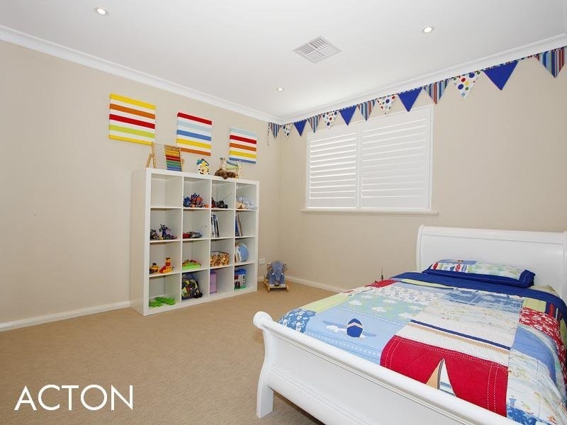 33B Bricknell Road, Attadale WA 6156