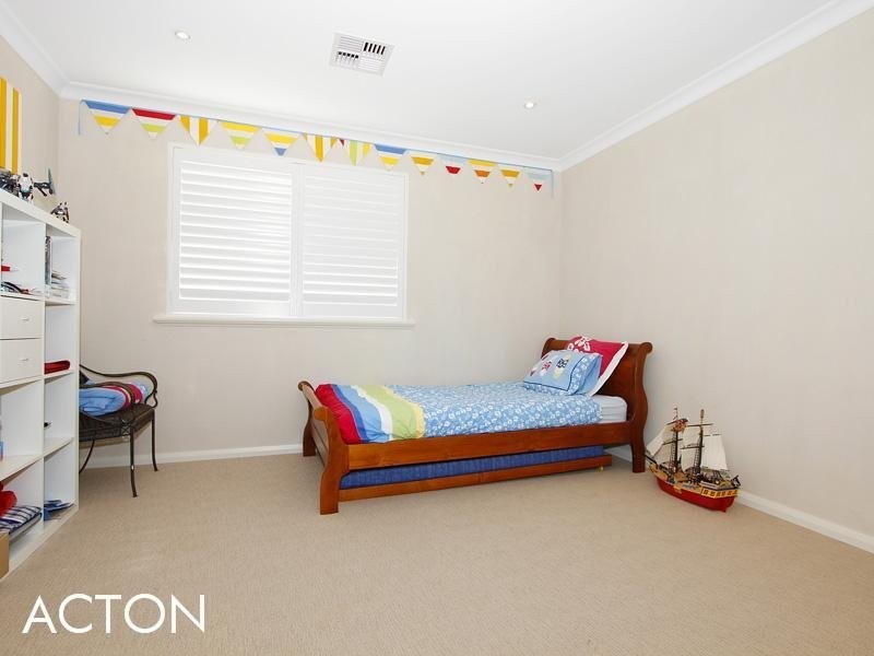 33B Bricknell Road, Attadale WA 6156