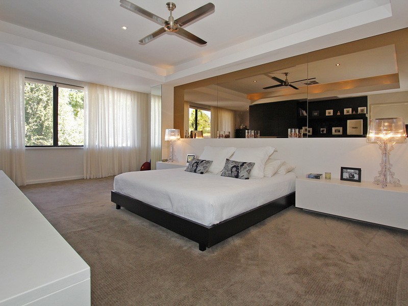 25A Tweeddale Road, Applecross WA 6153