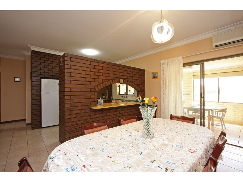 31 Ivermey Road, Hamilton Hill WA 6163