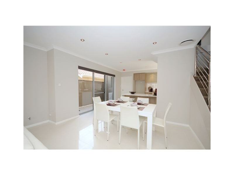 1/39 Murray Road, Bicton WA 6157