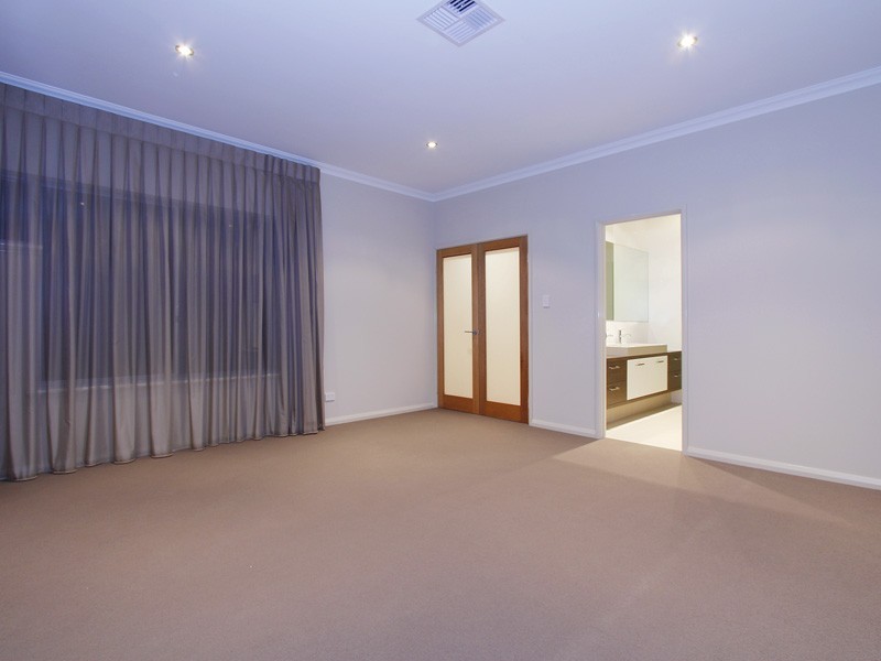 57C Glenelg Street, Applecross WA 6153