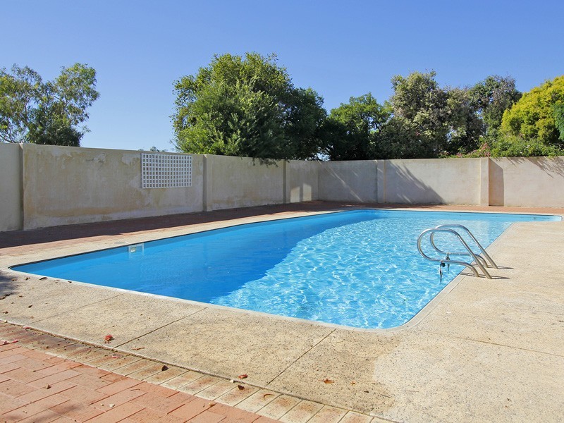 33 Polglass Way, Ardross WA 6153